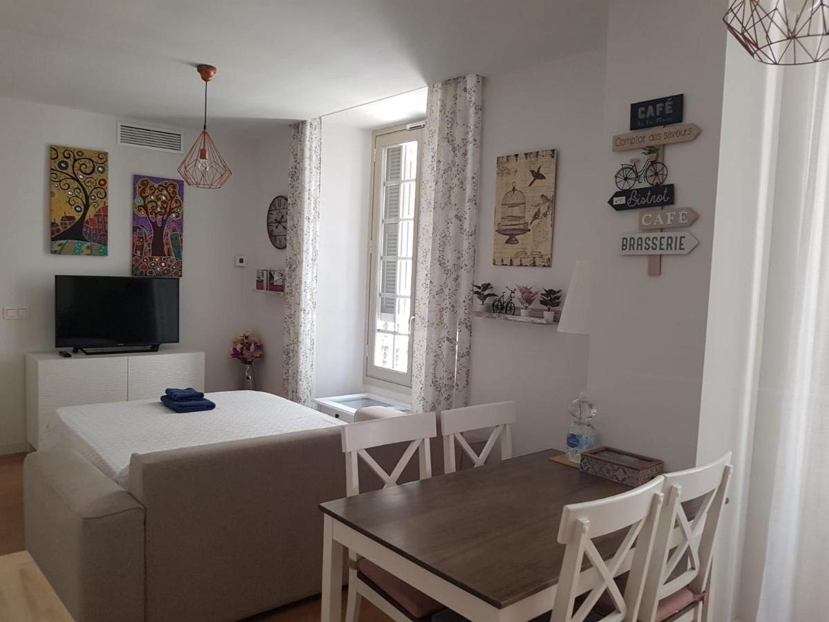 Apartamento Plaza Del Teatro Parking Free Málaga Exterior foto